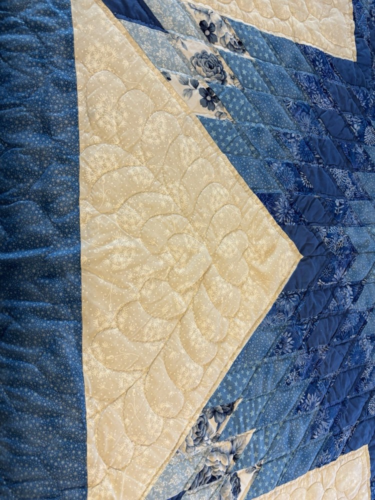 Handmade Patchwork Star Pattern Blue Queen Size Cotton Quilt