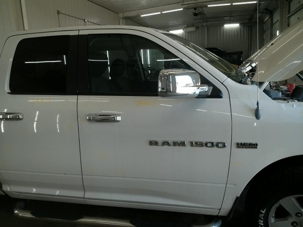 RAM1500 2012 Jack 104778662