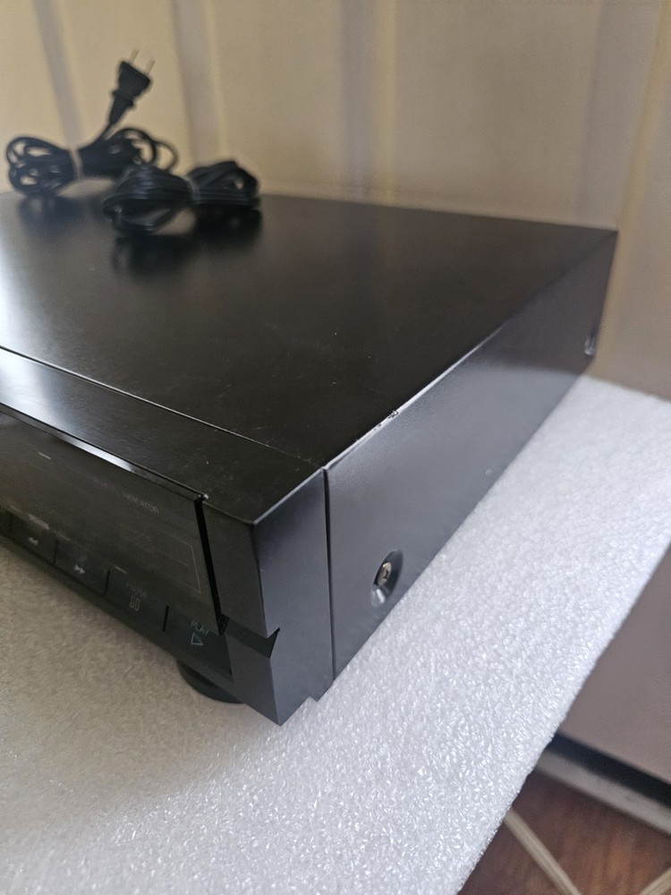 Sharp DX-R750 Single Compact Disc Player Made in Japan TESTED