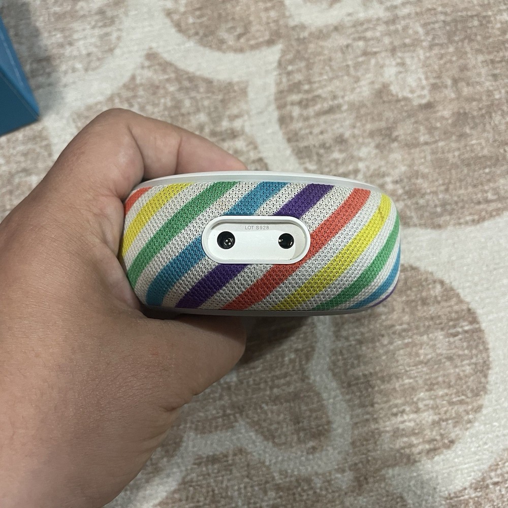 Amazon Echo Dot 3rd Generation C78MP8 Rainbow Alexa Smart Speaker Kids