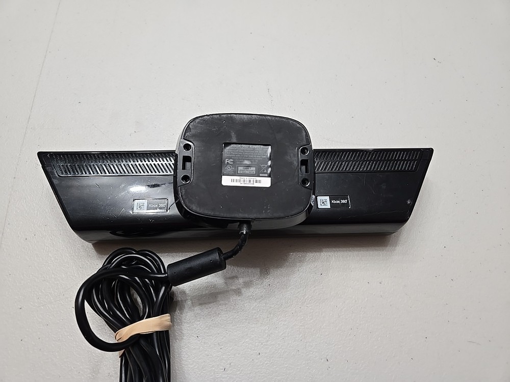 Microsoft Model 1414 Xbox 360 Kinect Sensor Bar Camera Only - Black Not Tested