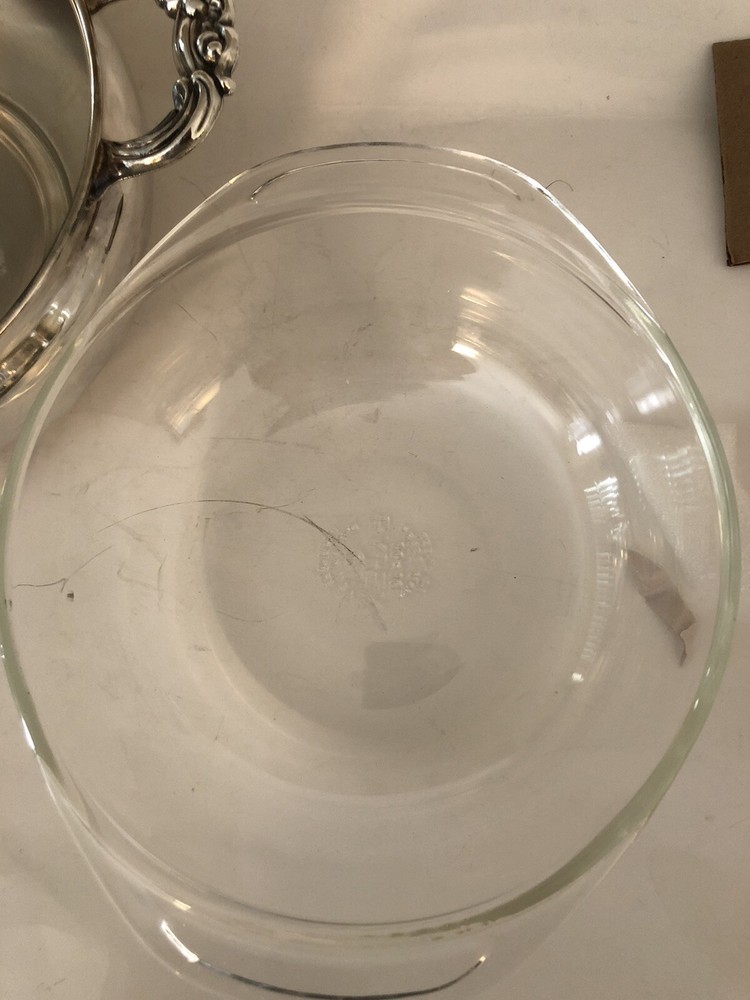 MCM RAIMOND Silverplate Serving Dish 1.5 Quart Pyrex Glass Insert Holiday EUC