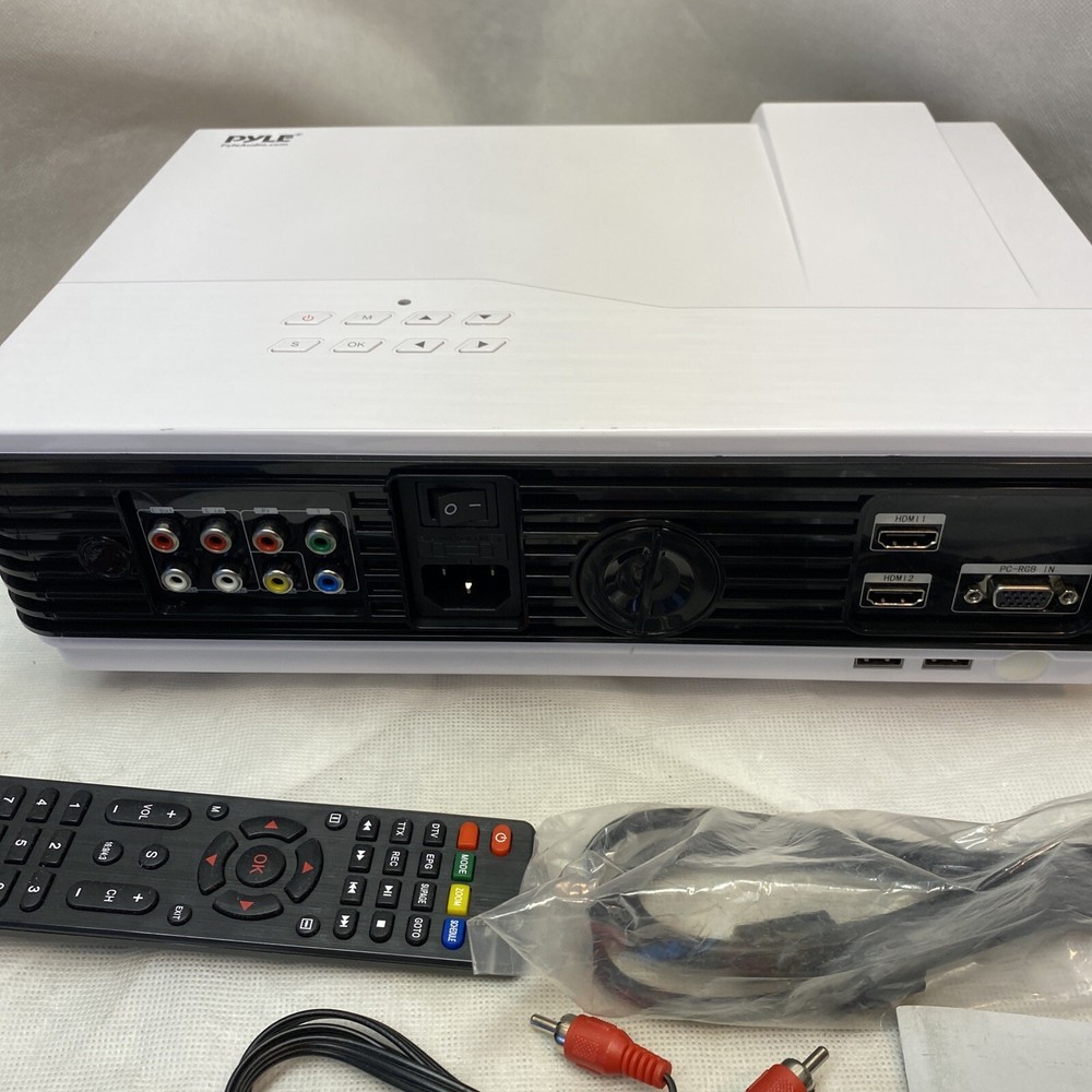 Pyle PRJD903 Pyle Digital Multimedia Projector, Full HD 1080p Support Mac & PC