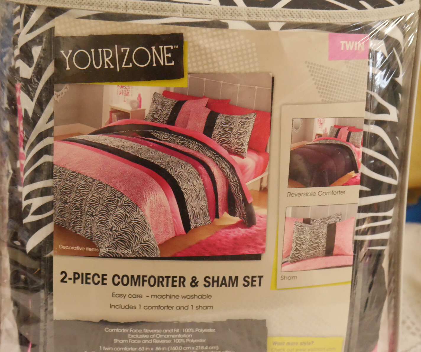 NIP YOUR ZONE 2 PC. REVERSIBLE COMFORTOR & SHAM TWIN SIZE SET PINK,BLACK & WHITE
