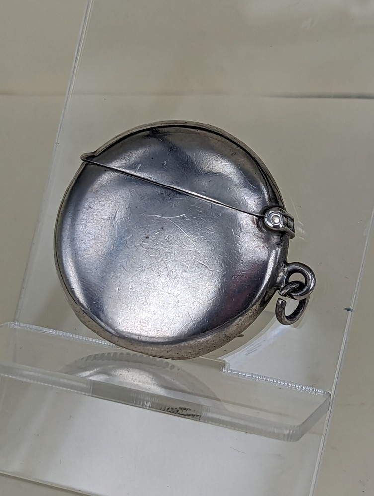 1912 unusual moon shaped solid silver vesta fob case