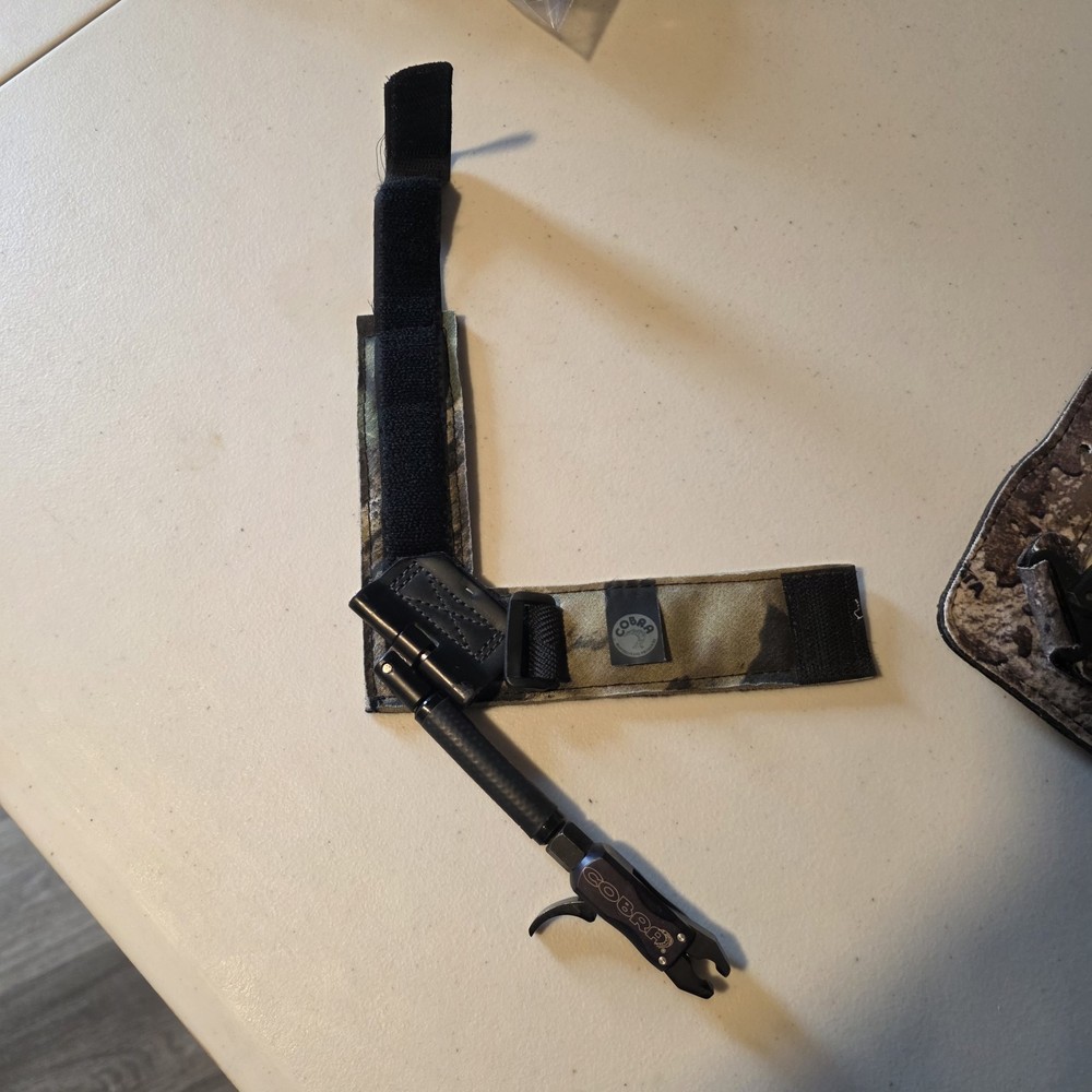 Archery bow release Two pieces both are in good working condition