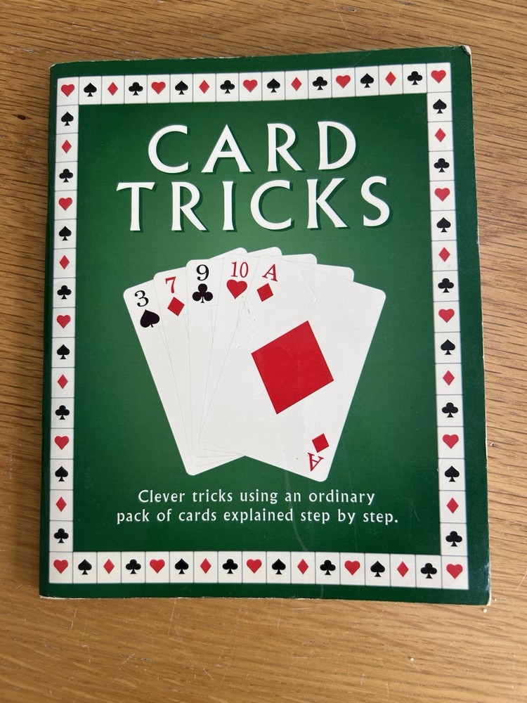 Card Tricks Book ~ Clever Magic Tricks Explained Step-by-Step ~ Parragon