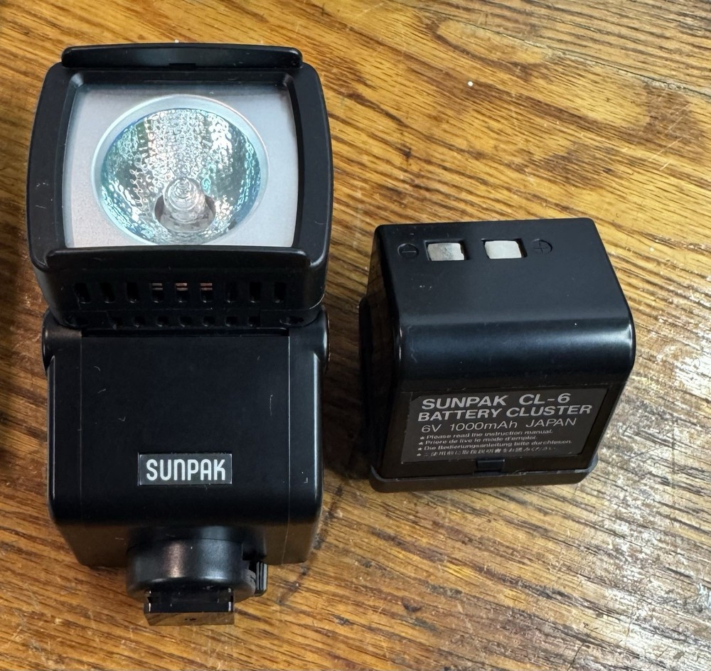 Sunpak CV-200 Video Light Open Box