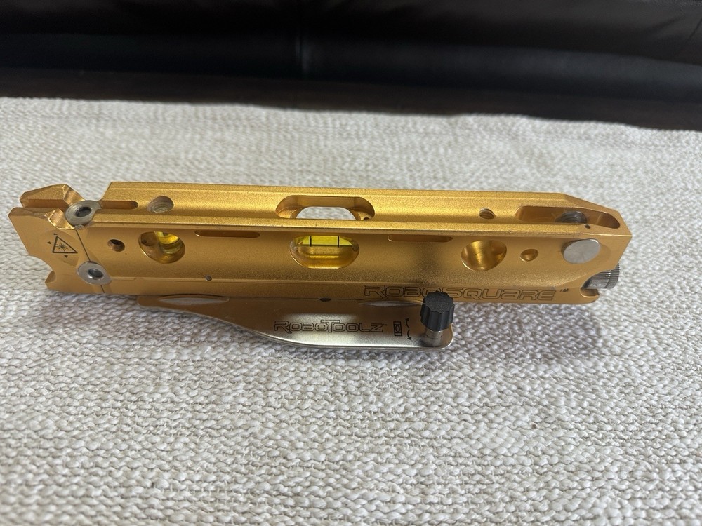 RoboToolz 3 Alignment Laser Torpedo Level Construction Woodworking Remodel Tool