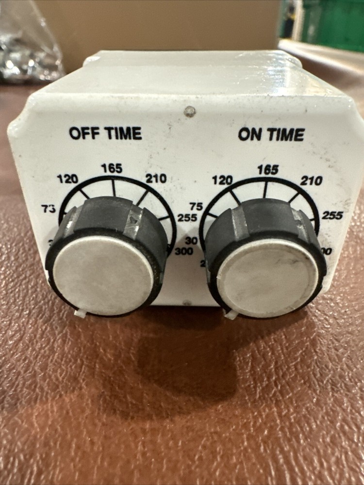 MAGNECRAFT W222ACPFX-16 120VAC SOLID STATE TIME DELAY RELAY #GLB-2-8