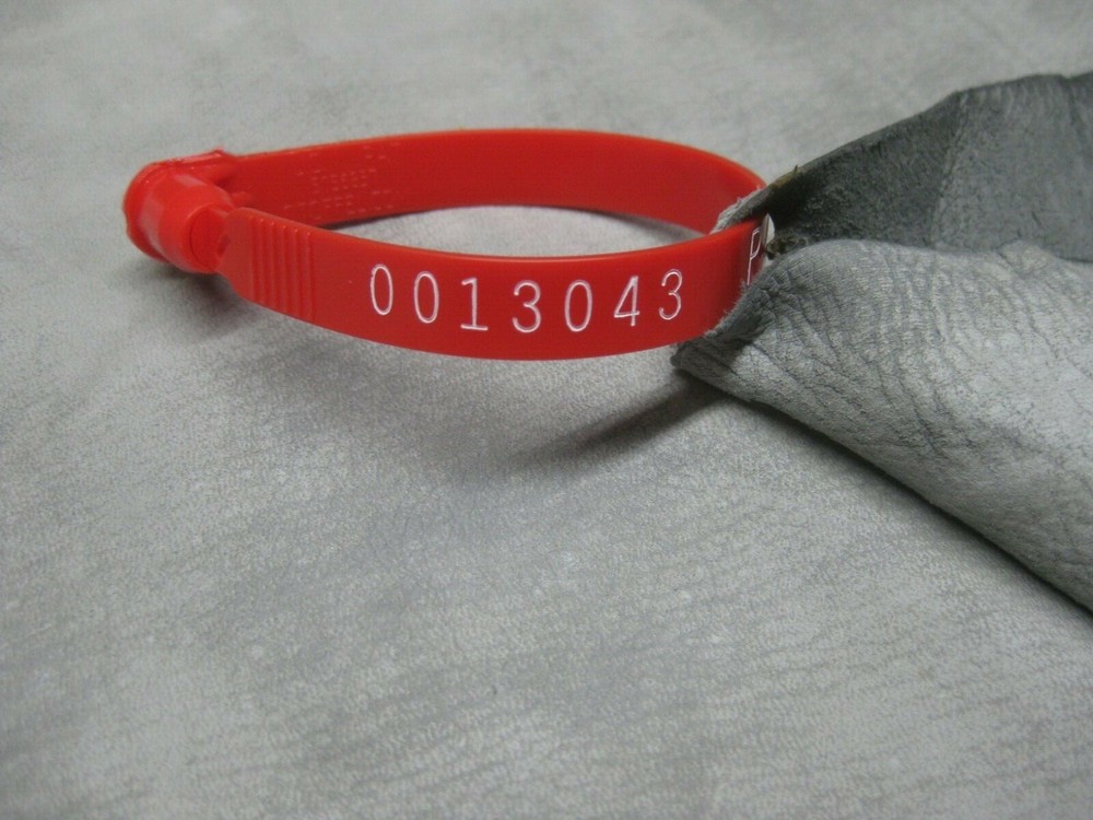 Buffed Deer Leather #0013043 Row 37