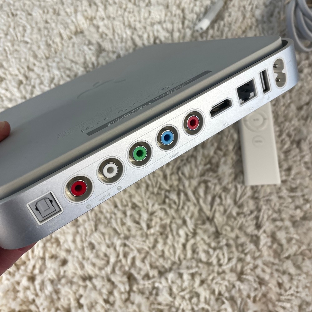Apple TV 1st Generation A1218 with Remote Tested