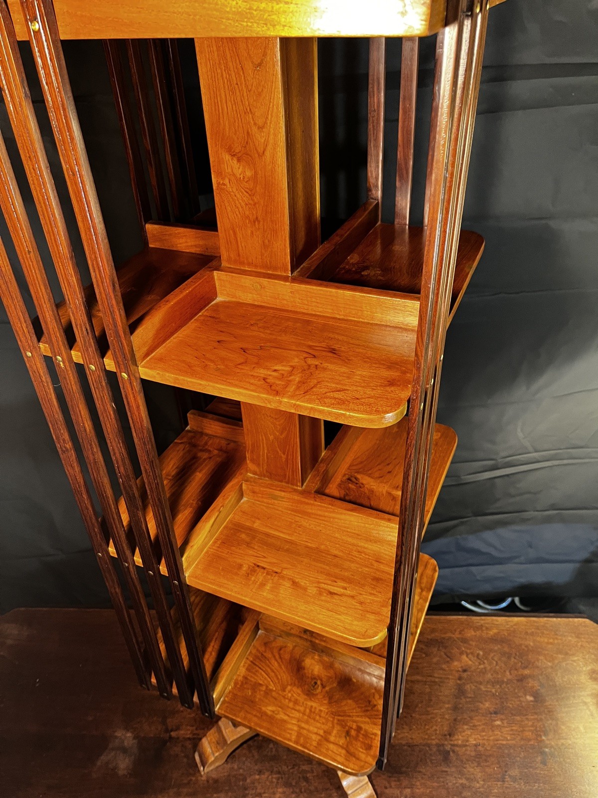Antique Early 20th Century American Hard Maple Open Spindle Bookcase (1890-1920)