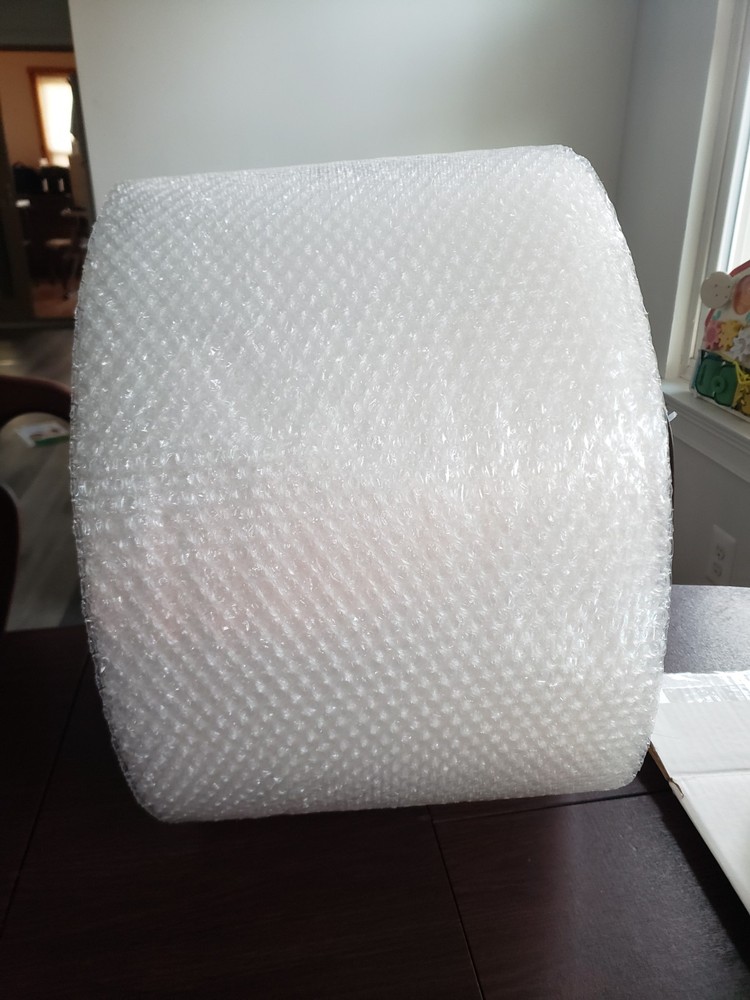Small Bubble Wrap Roll – Small Bubbles – 12" x 18" measurements
