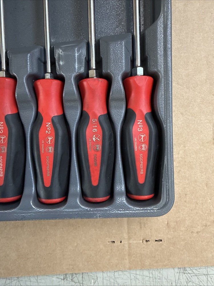 SNAP ON 9Pc Mixed Soft Grip Screwdriver Striking Prybar Set