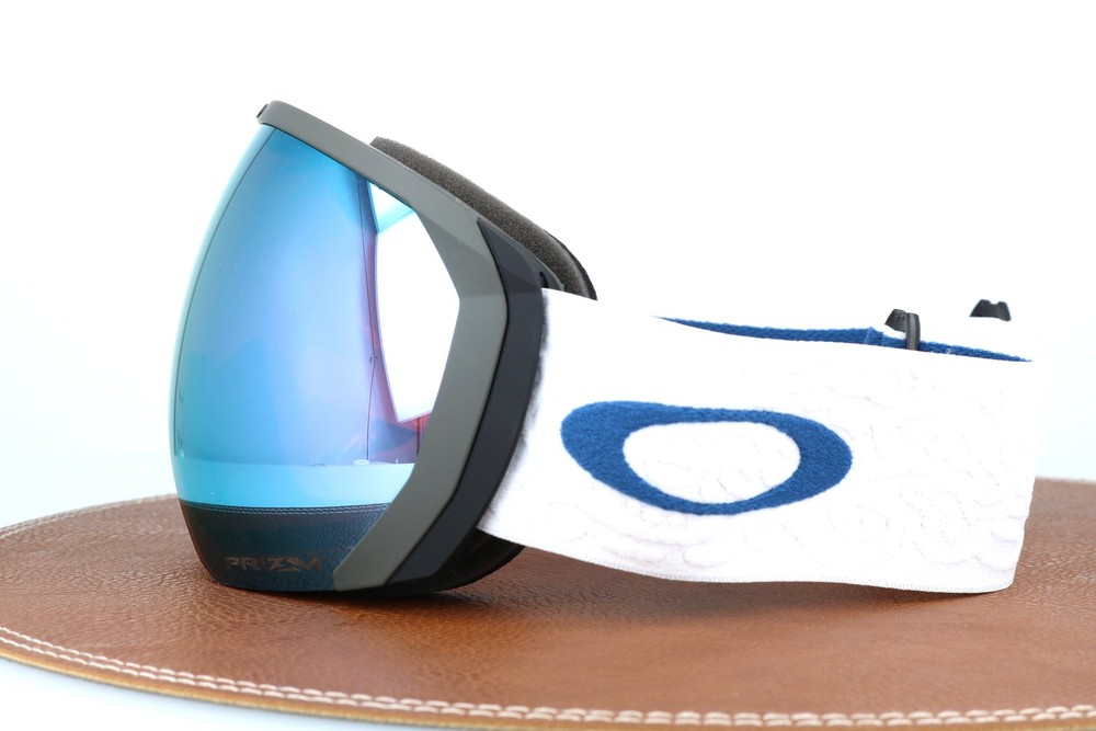 Oakley Flight Path L Gray Shield Goggles