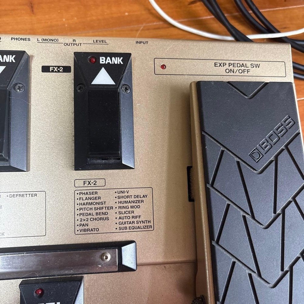 BOSS GT-6 170443