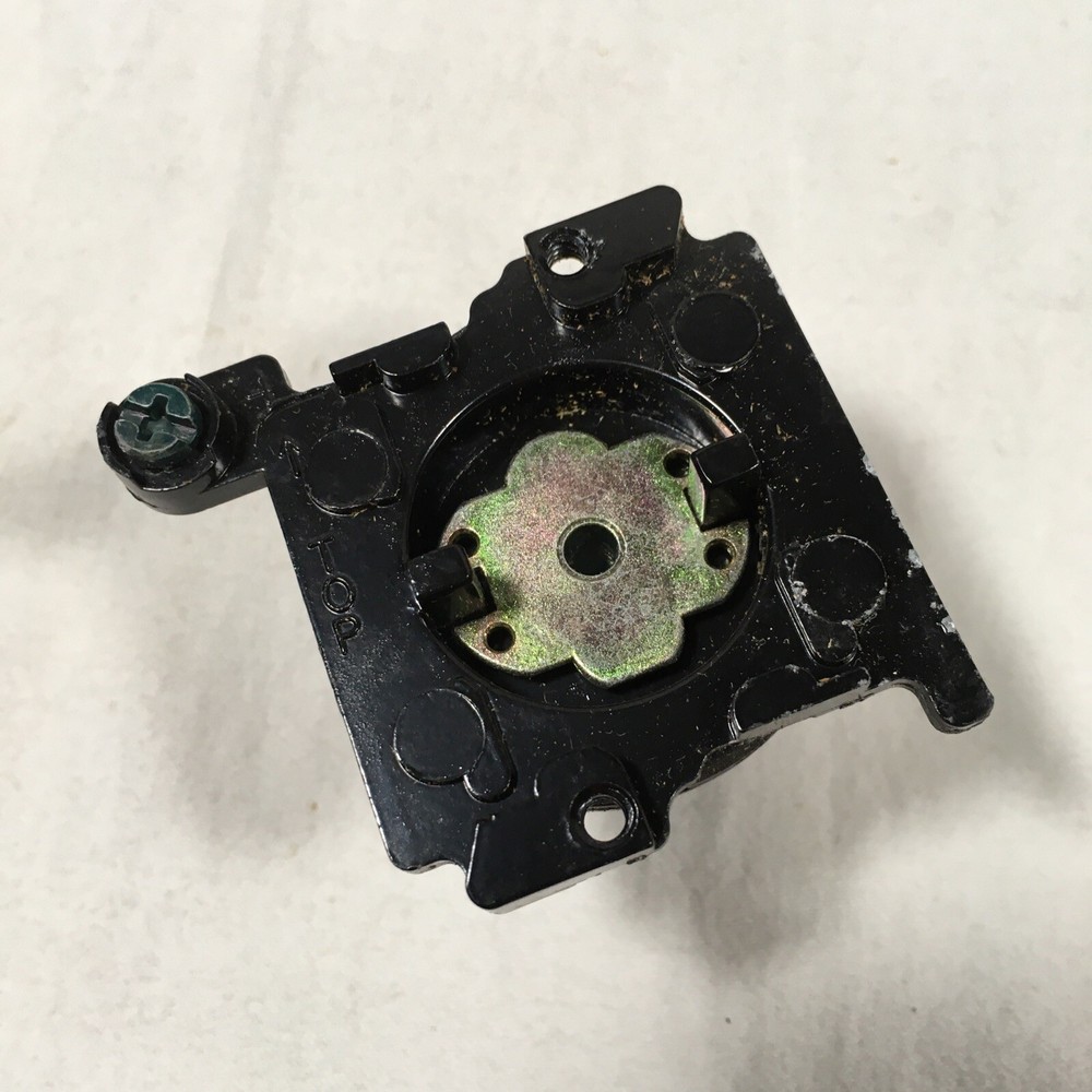 CUTLER-HAMMER E34EB1 CORROSION RES. SELECTOR SWITCH OPERATOR SER A1