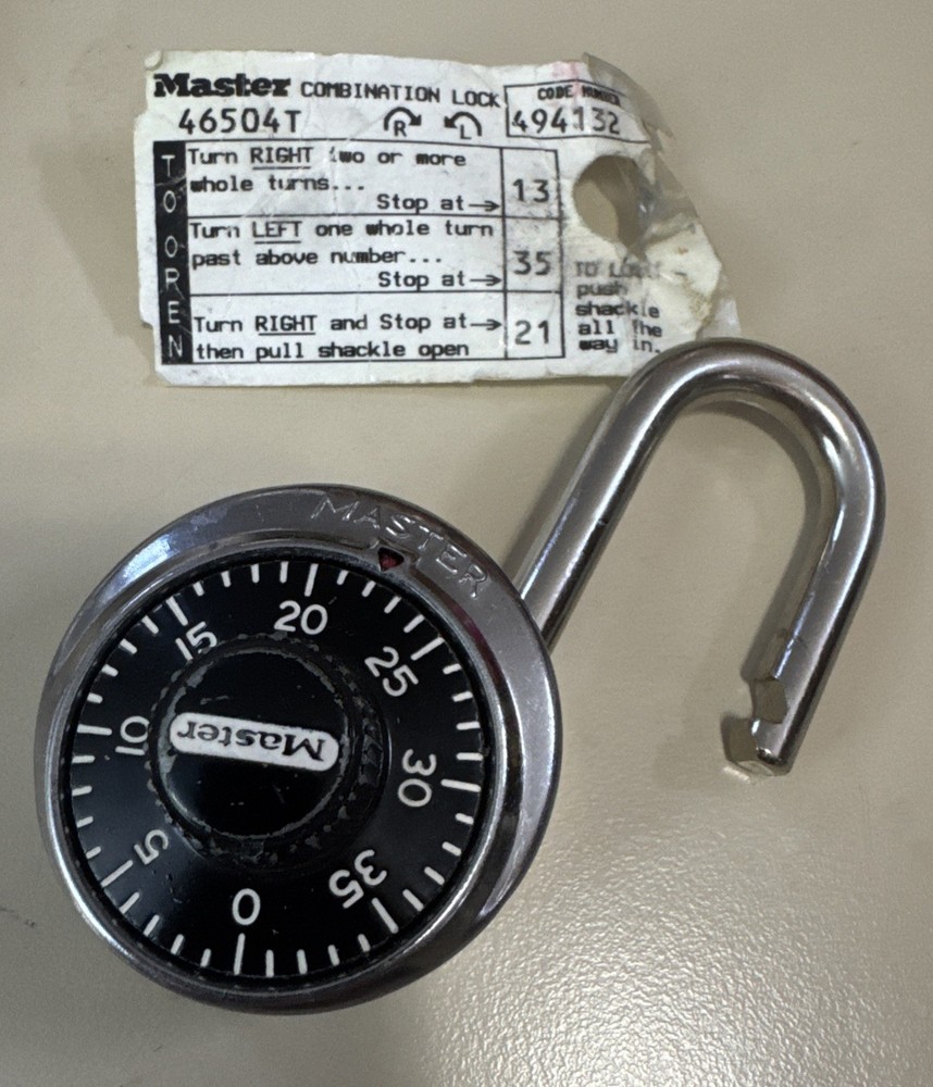 Master Lock Combination Padlock ~ School Gym Work Lockers WORKING with combo tag