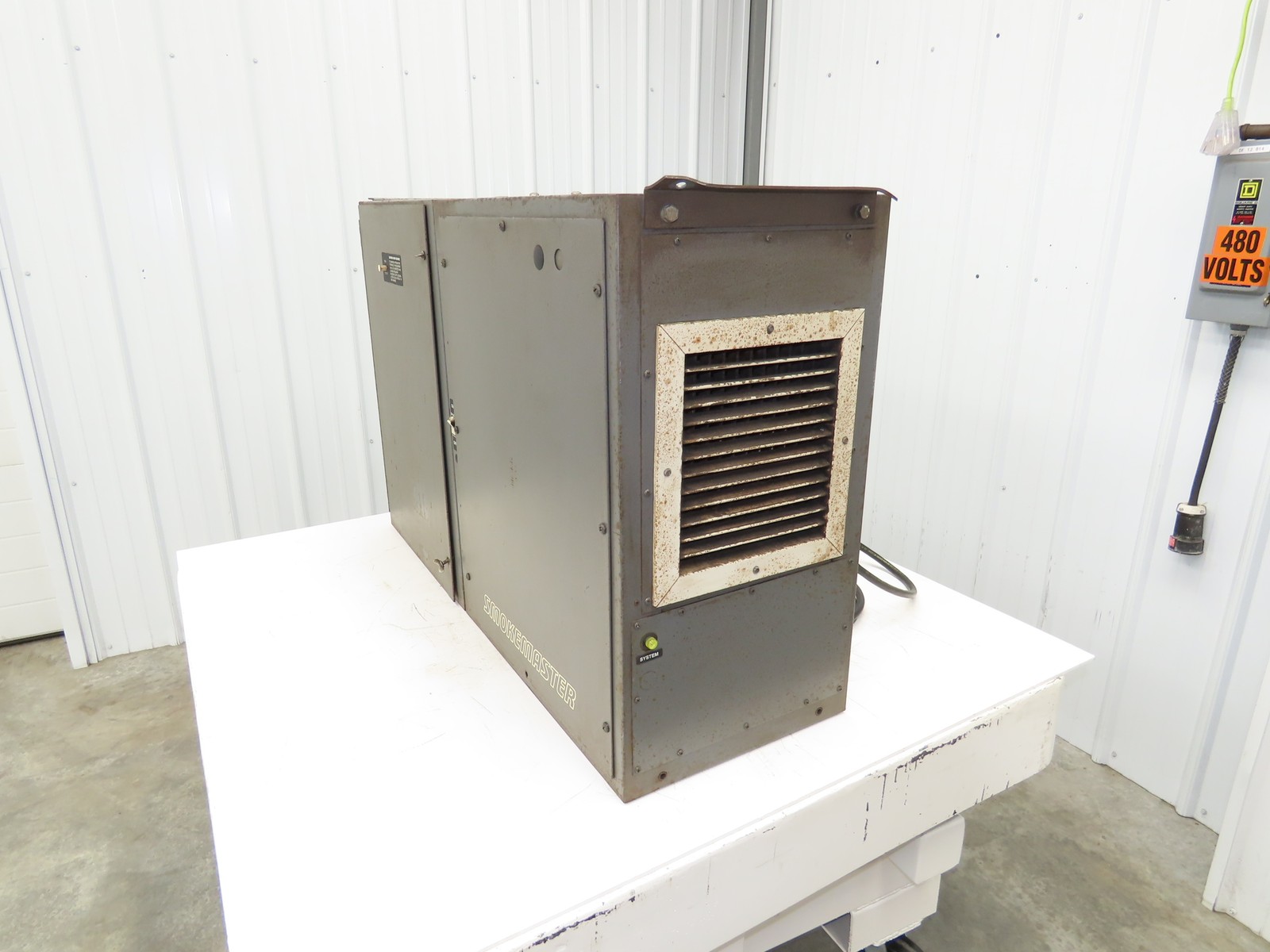 Smokemaster Air Filtration Smoke Eater Filter Ionizer Collector 9400VDC 120V