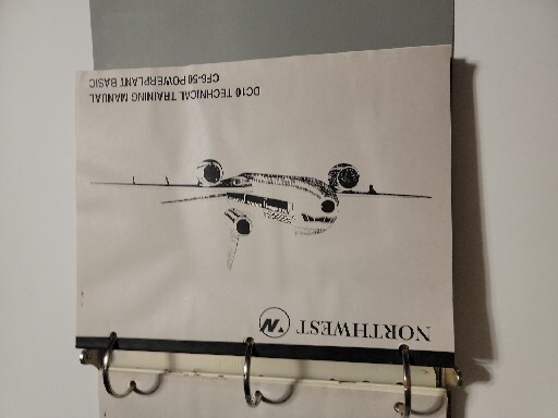 NORTHWEST AIRLINES DC10-30 TRAINING MANUAL
