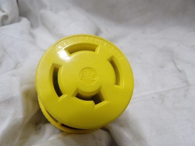 Pass & Seymour Connector 20A
