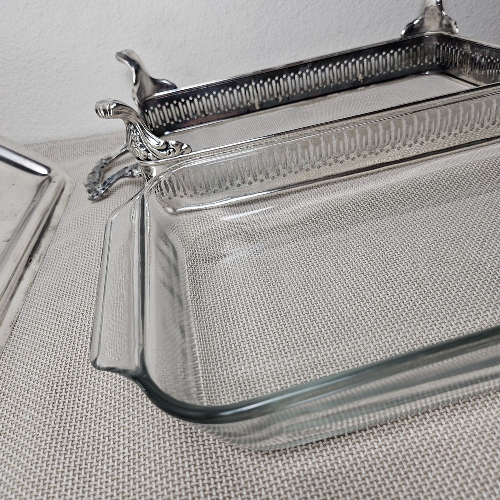 Vintage Oneida Silver Plated Pyrex Casserole Dish Holder Footed Serving Stand