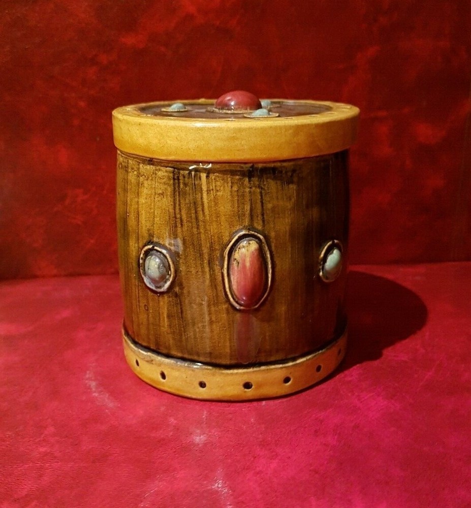 Stunning Barrel Shaped Earthenware Pot