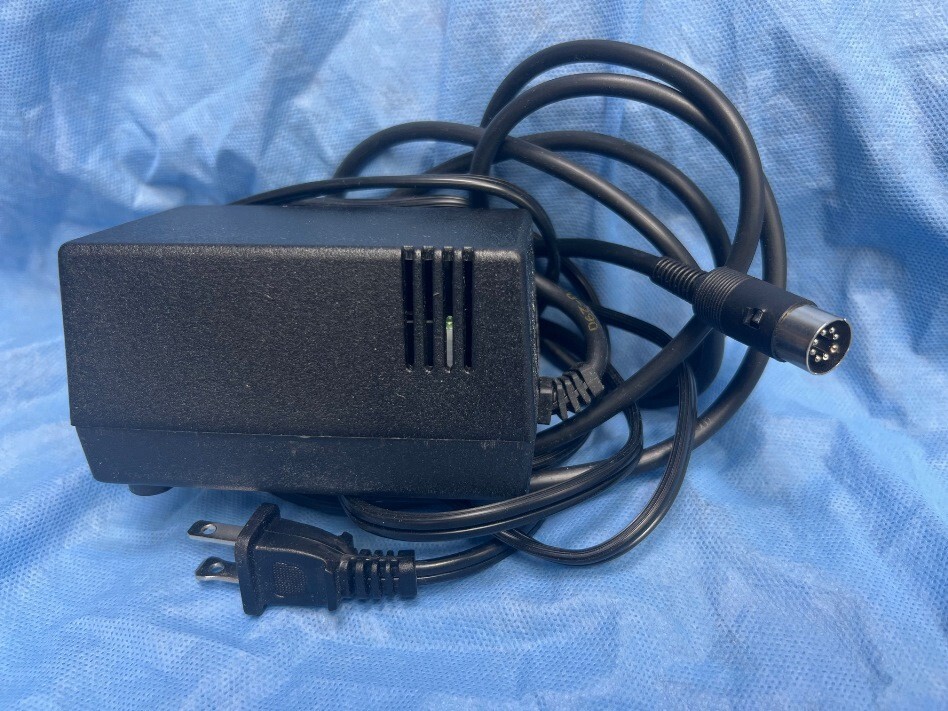 Commodore 64 / VIC-20 PSU - Adjustable Power Supply