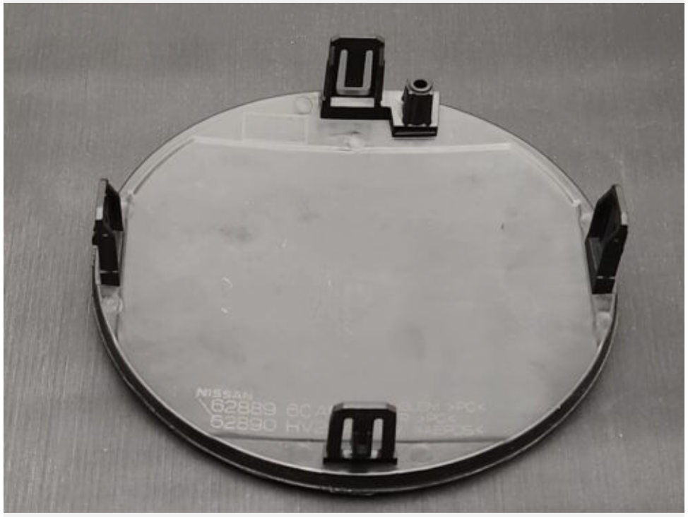 2019 2020 2021 2022 NISSAN Front Grille Emblem OEM 62890-DFAOA ALTIMA MAXIMA