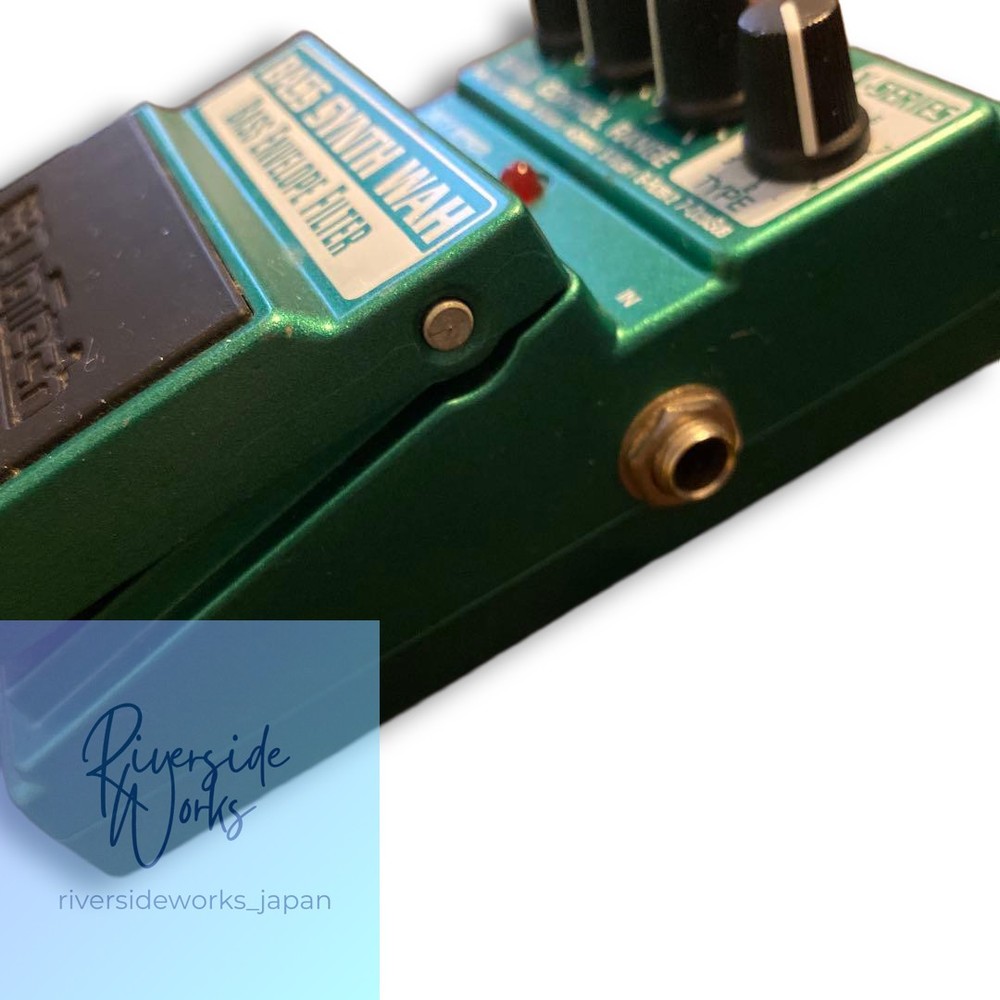 DigiTech BASS SYNTH WAH Bass Effect Pedal