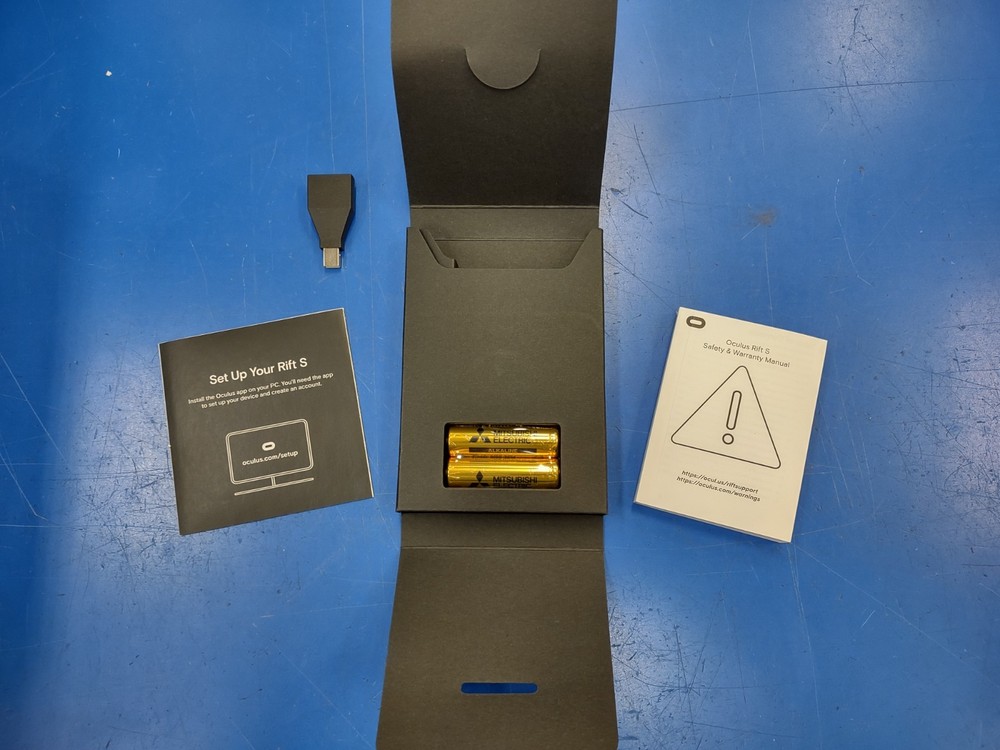 Oculus Rift S VR Headset with Controllers