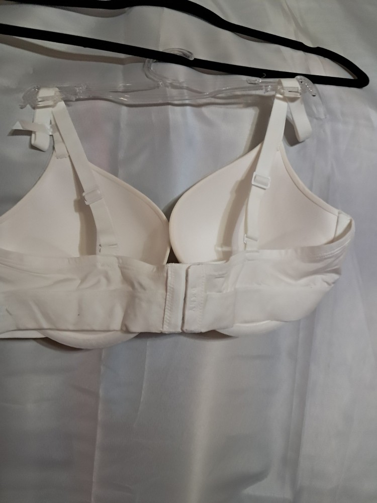 Nwot DKNY WHITE BRA 36C