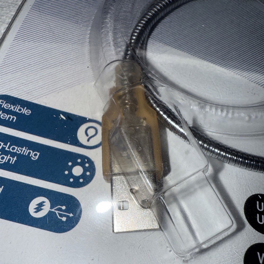 iWorld USB Personal Led Computer Light Desk Laptop