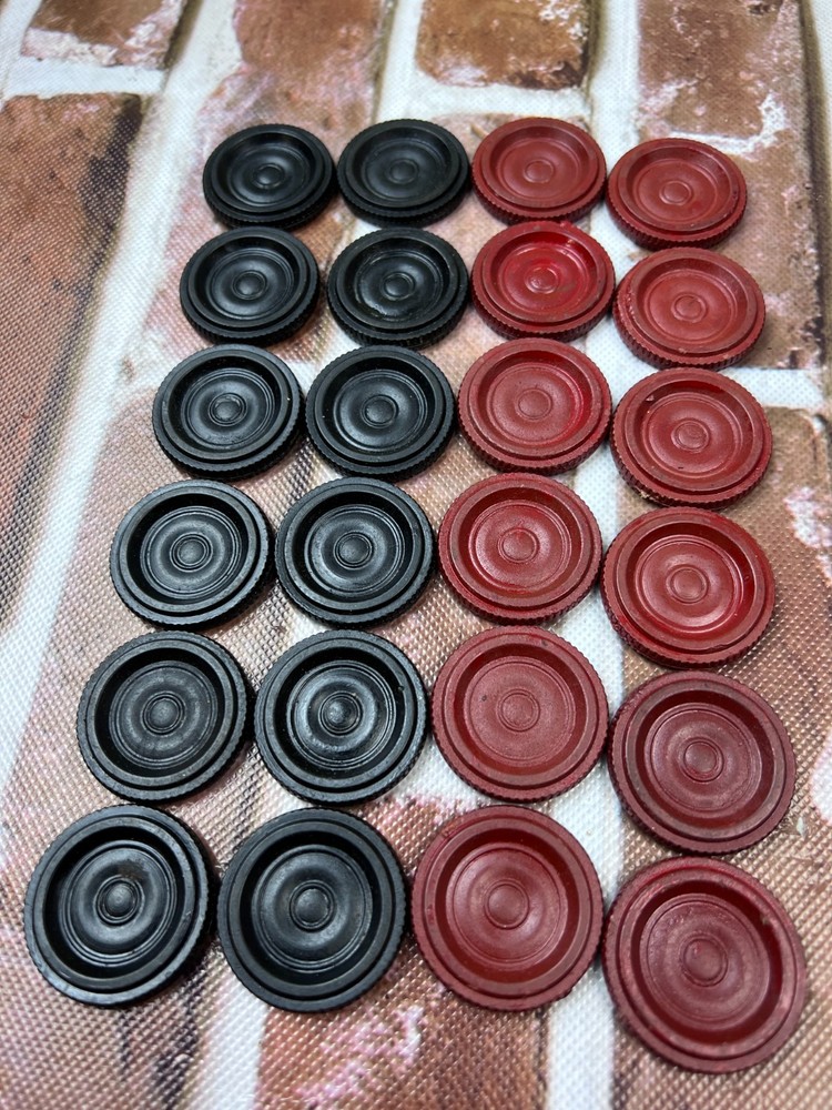 Wolfe Products Co 24 Plastic Interlocking Checkers black red