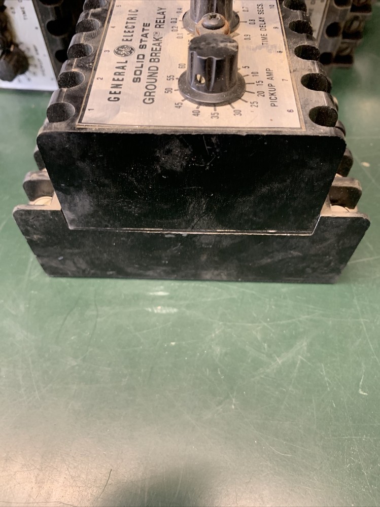 GE TGSR06D Solid State Ground Break Relay General Electric Input 24 VDC Out 240
