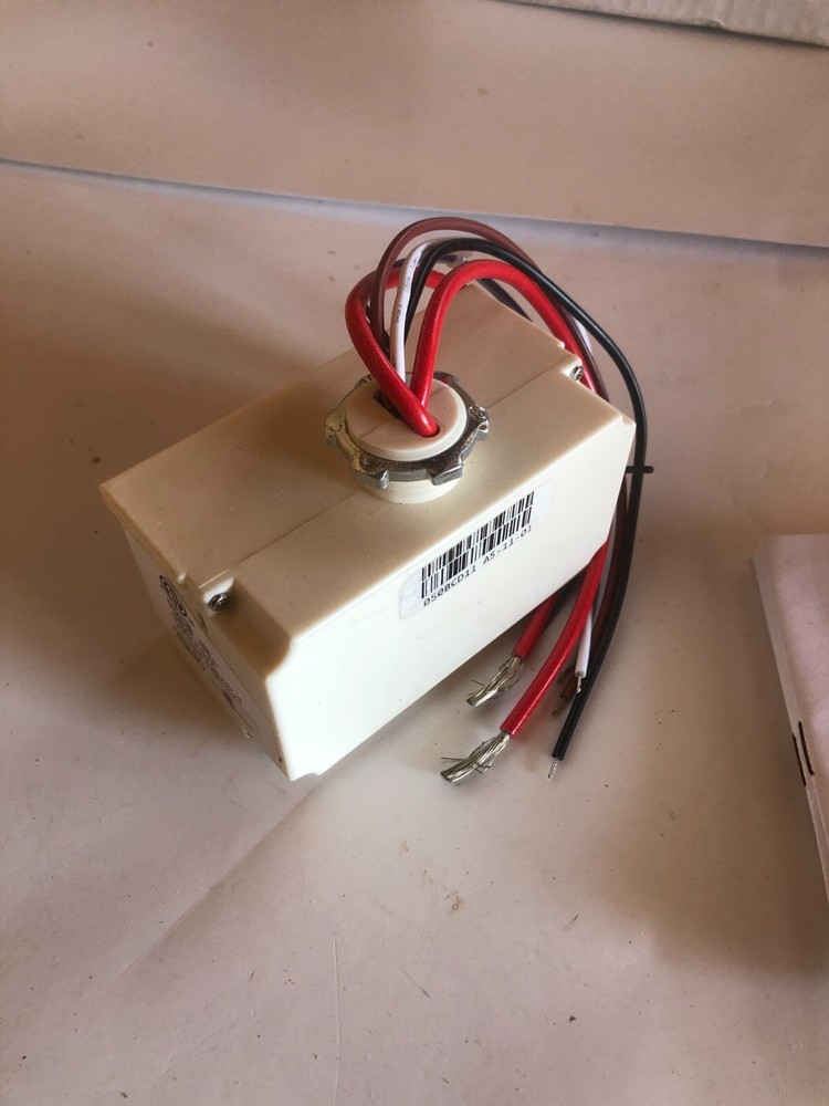 ECHOFLEX DIMMING CONTROLLER 8189A1111-X-1 ERDRC-FDU