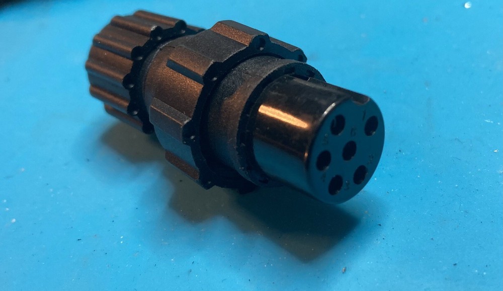 6 pin CB Radio Mic plug - Black