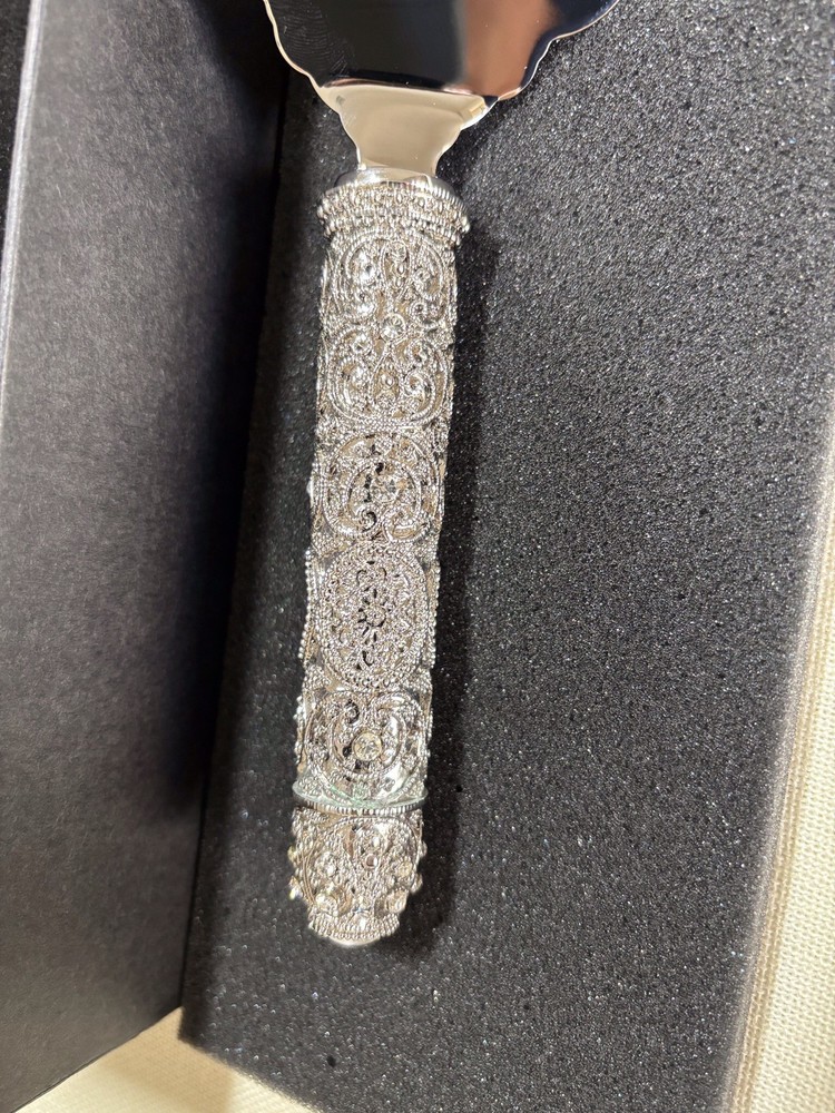 Tizo Jeweled Handle Pie Server