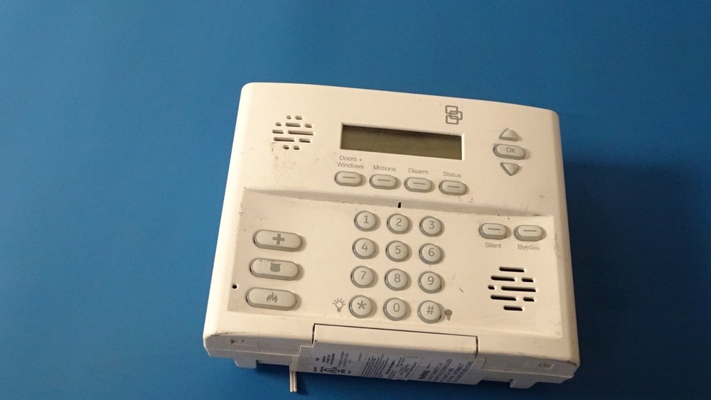 GE INTERLOGIX SIMON XT SECURITY SYSTEM