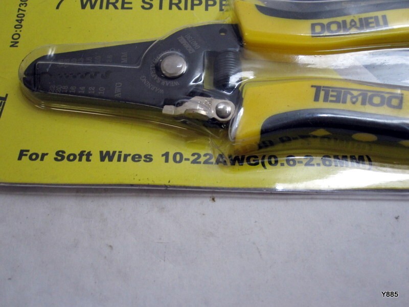 DOWELL 10-22 AWG Wire StripperWire Crimper And Multi-Function Hand Tool