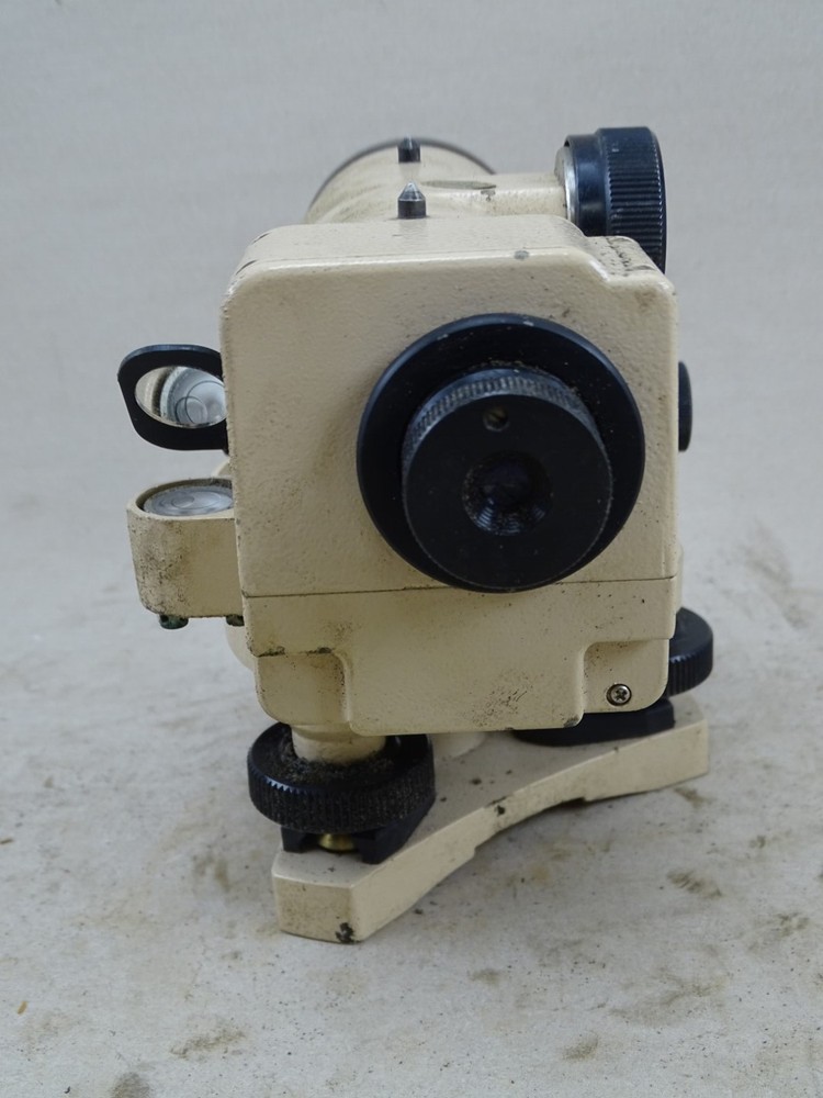 David White Automatic Level w/ Case , AL8-22M