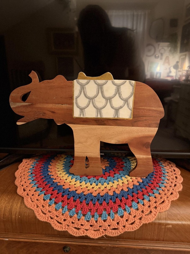 Elephant wood and marble decor