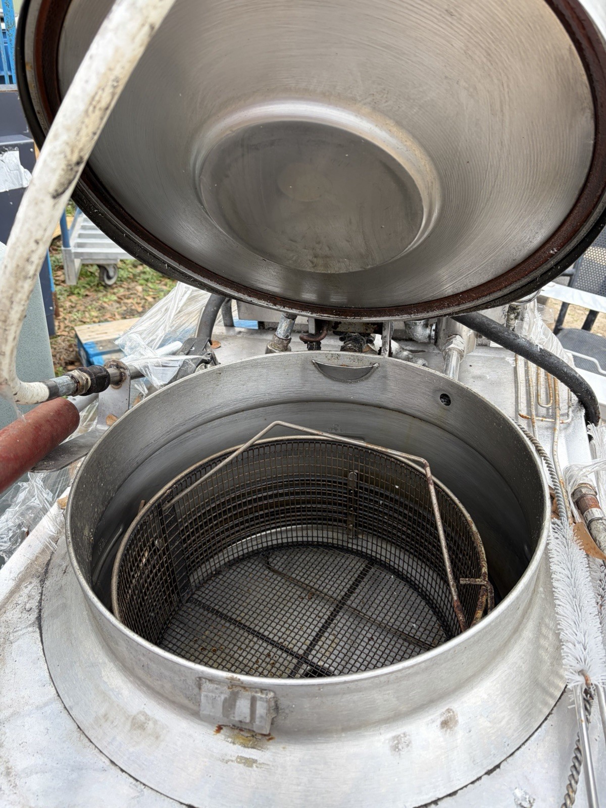 2015 BKI FKM-F Electric Pressure Fryer With Basket & Filtration / Hose 208v