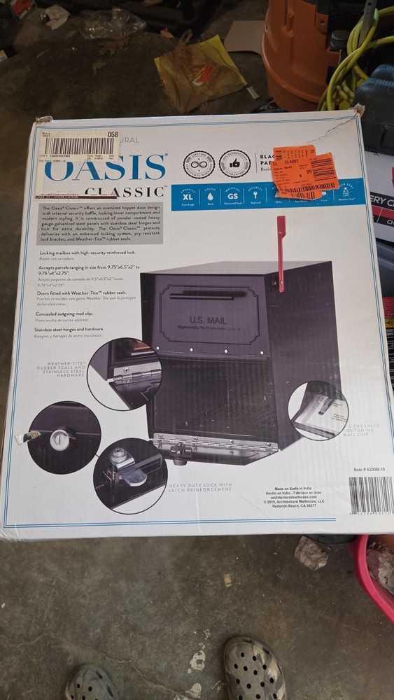Architectural Mailboxes 6200B-10 Oasis Jr. Locking Post Mount Mailbox, Black