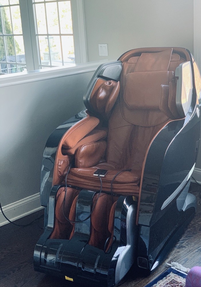 Infinity IYashi Massage Chair.