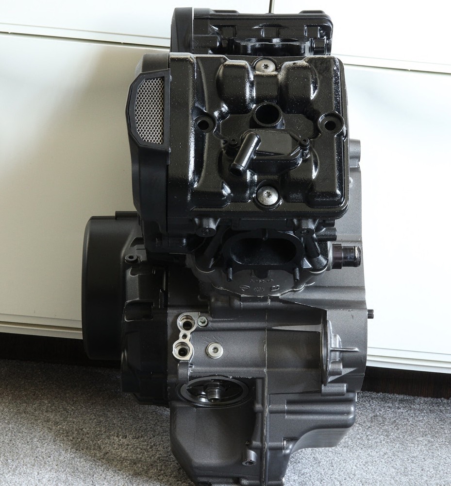 2016 Ducati DIAVEL engine motor DISPLAY