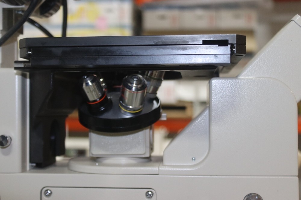 Nikon Diaphot Inverted Hoffman Modulation Contrast Microscope