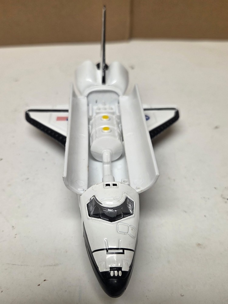 Realtoy NASA Space Shuttle