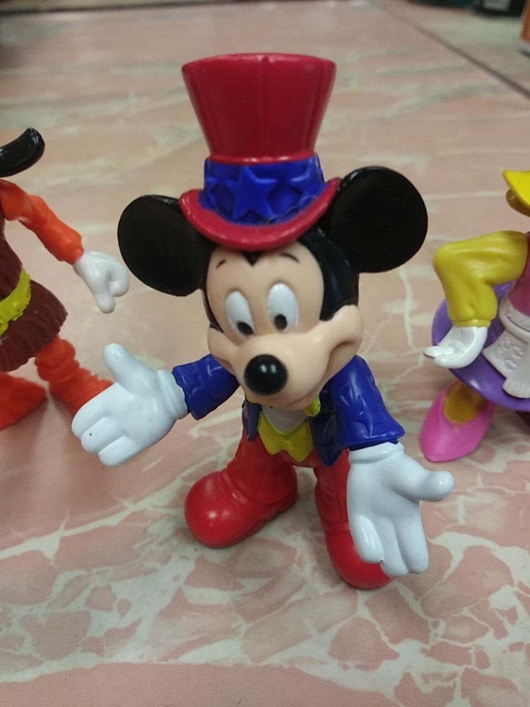 Disney Mickey Mouse Ringmaster Poseable Jointed 4" & Daisy & Goofy Lot Figures